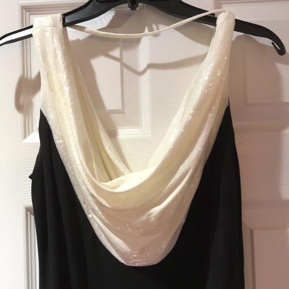 Beautiful full length gown - Picture 3 of 4